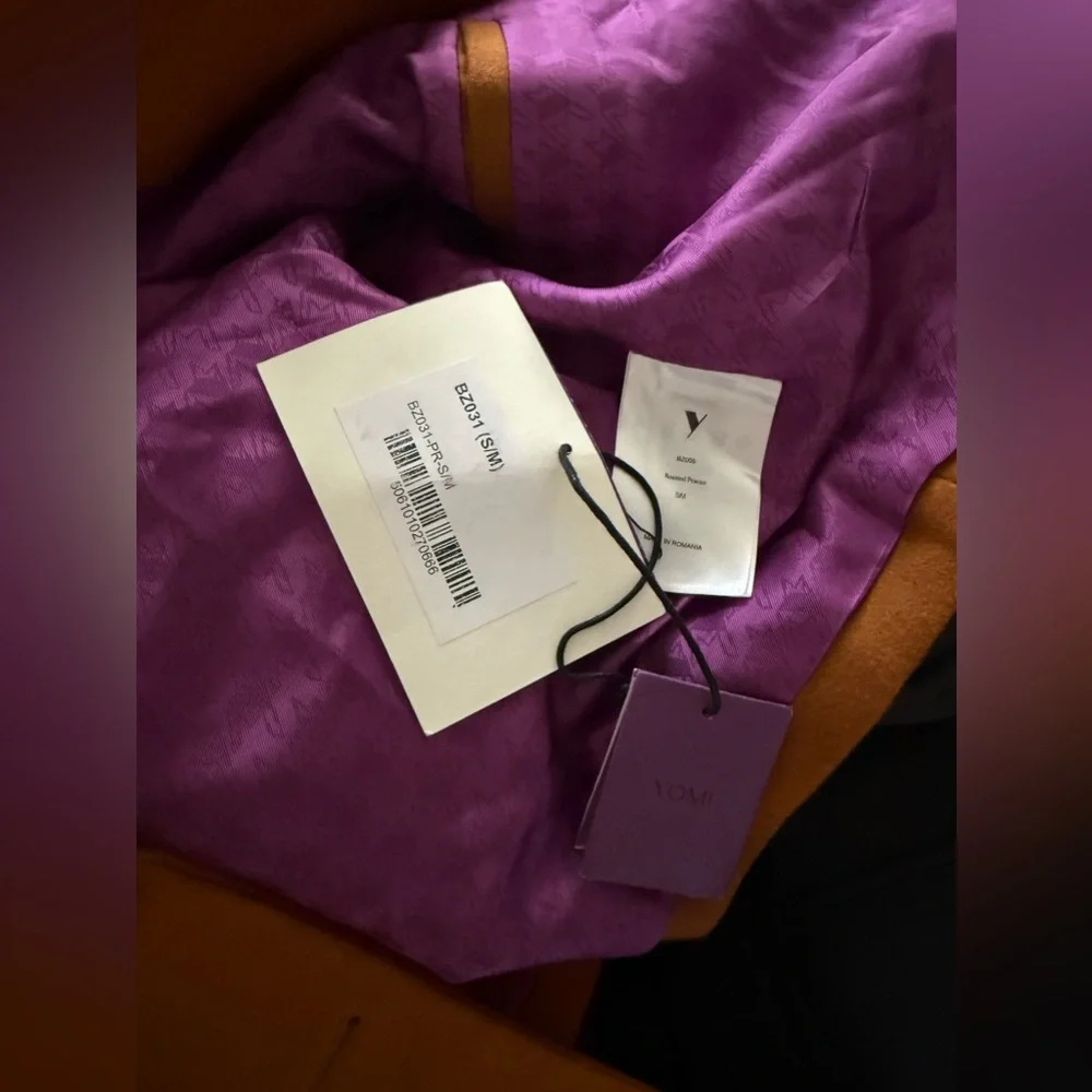 Yomi Cropped Oversized Virgin Wool Blazer Tan, brand new with tag, size S/M - Picture 7 of 7